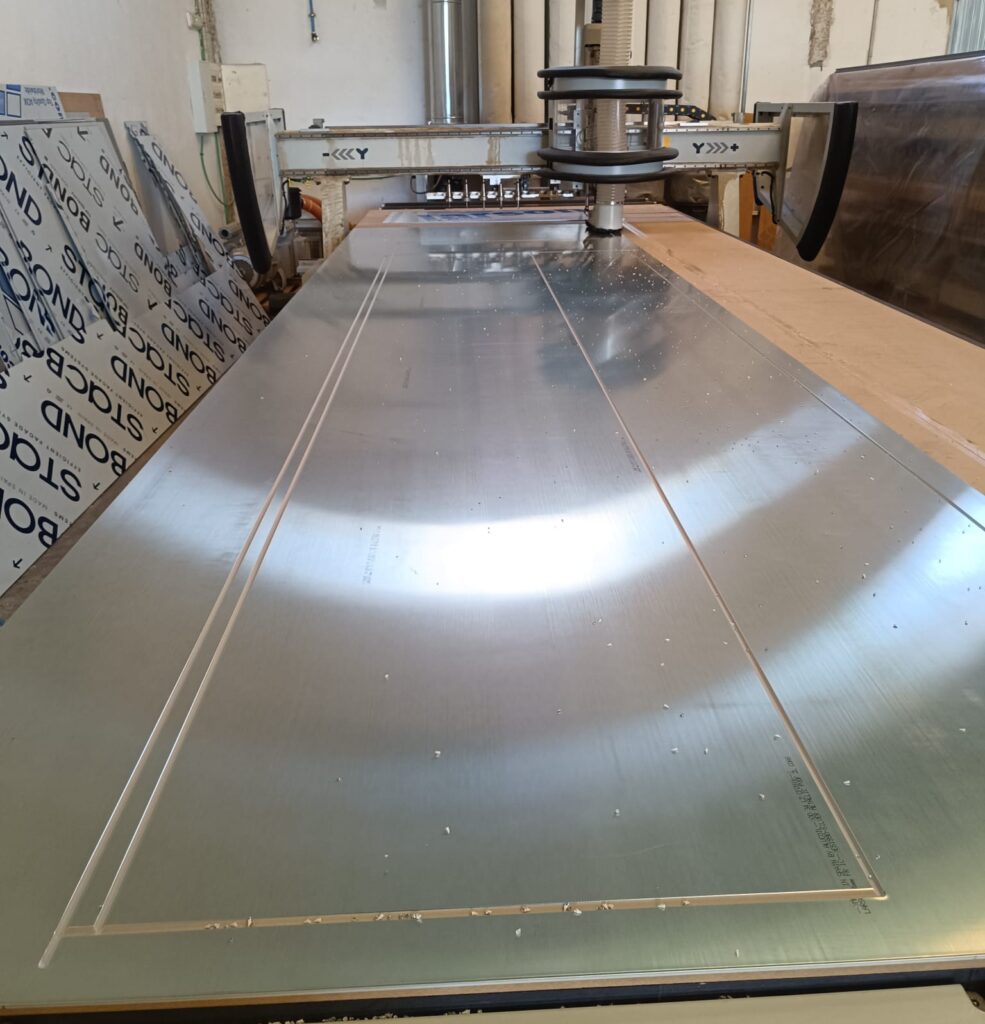 mecanizado de panel composite valencia